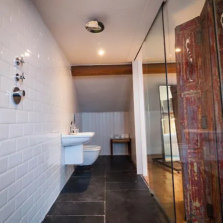 Kellys Hotel 3*
