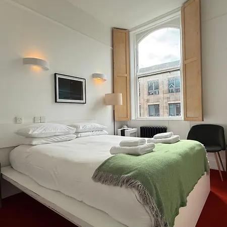 Kellys Hotel Dublin